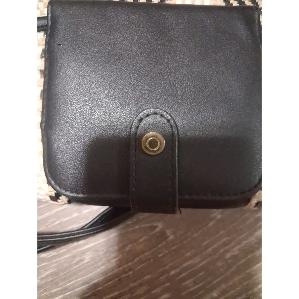 Carry/ Clutch Small Purse Unbranded - Picture 8 of 10